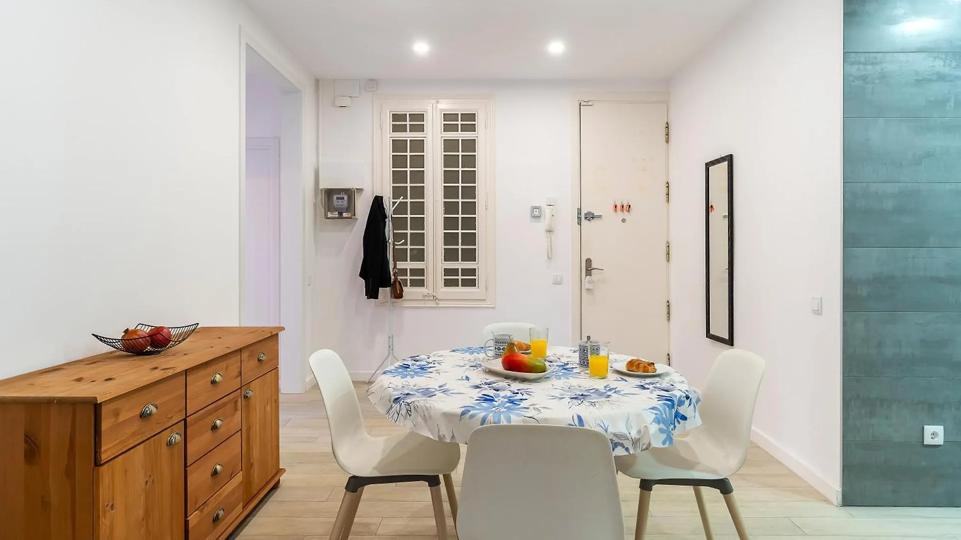 Ab Calabria Apartment Barcelona 0*,  Spain